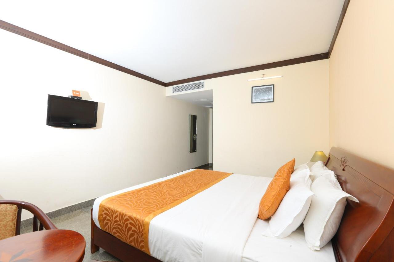 Oyo 15925 Tommaso Hotels And Resorts Sriperumbudur Luaran gambar