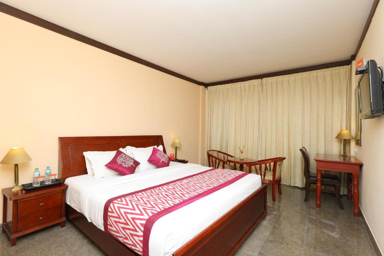 Oyo 15925 Tommaso Hotels And Resorts Sriperumbudur Luaran gambar