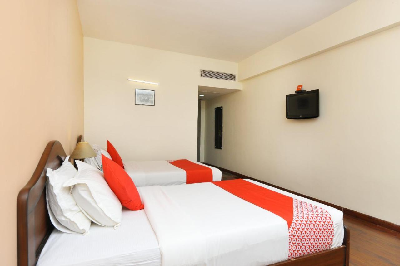 Oyo 15925 Tommaso Hotels And Resorts Sriperumbudur Luaran gambar